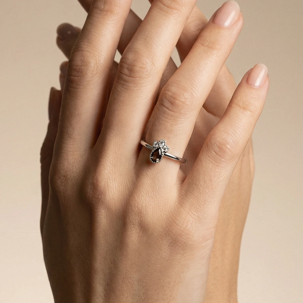 Badem Damla Taşlı Diamantring