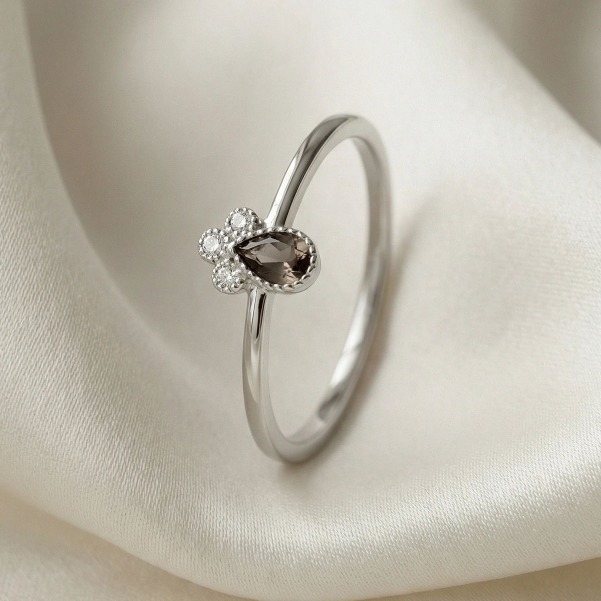 Badem Damla Taşlı Diamantring