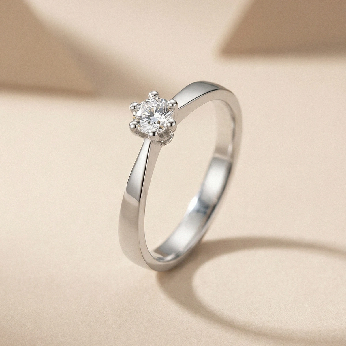 0,05 ct Alira Tektaş Pırlanta Yüzük