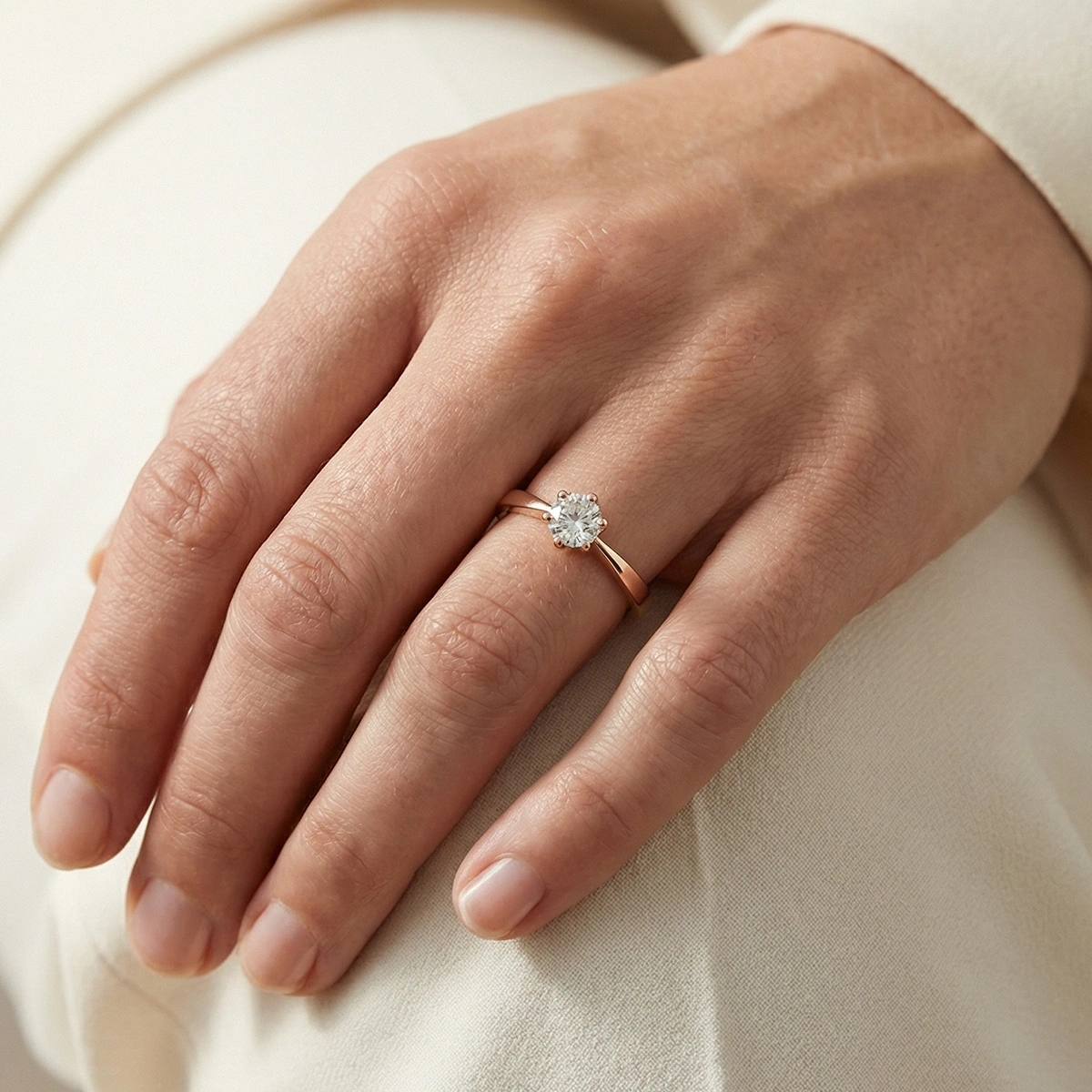 0,05 ct Alira Tektaş Pırlanta Yüzük