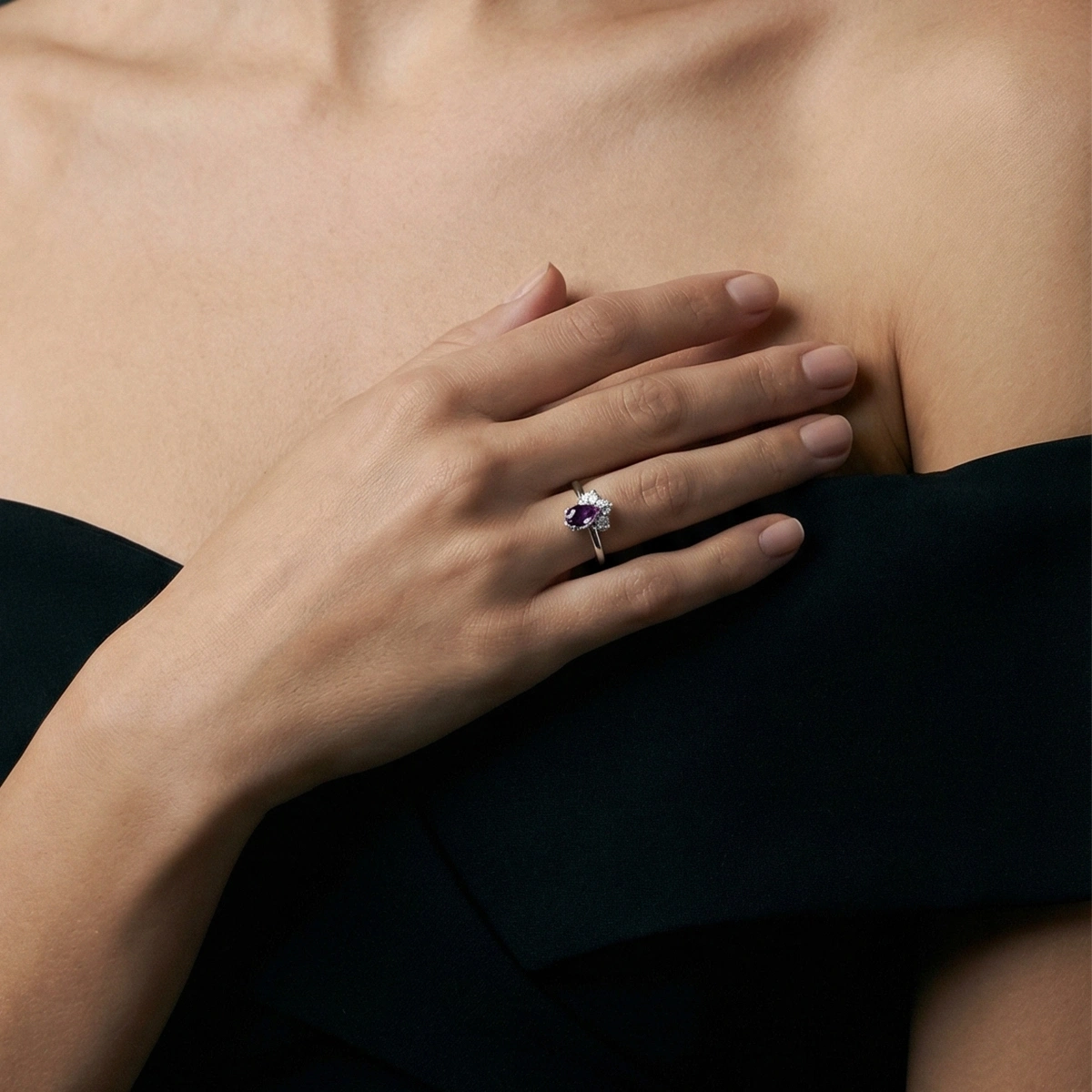 Mürdüm Moru Damla Taşlı Pırlanta Yüzük