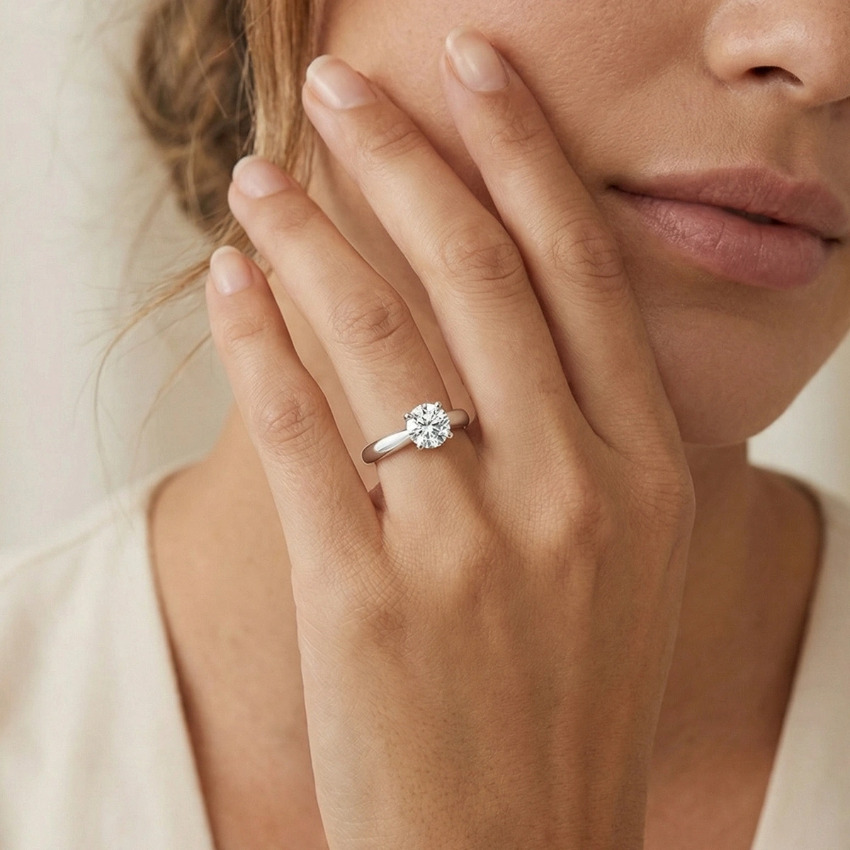 0,05 ct Mira Tektaş Pırlanta Yüzük