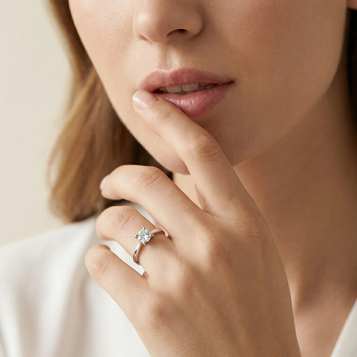 0,05 ct Viola Tektaş Pırlanta Yüzük