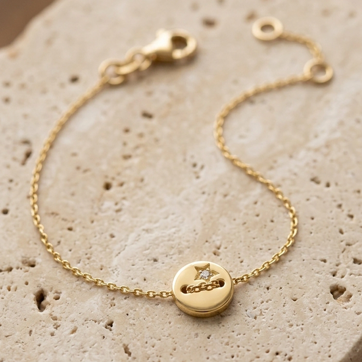 Yıldızlı Pırlanta Bileklik