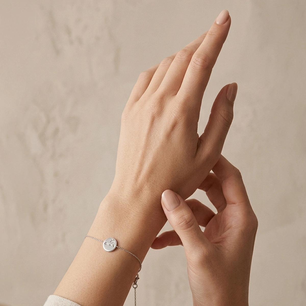 Yıldızlı Pırlanta Bileklik