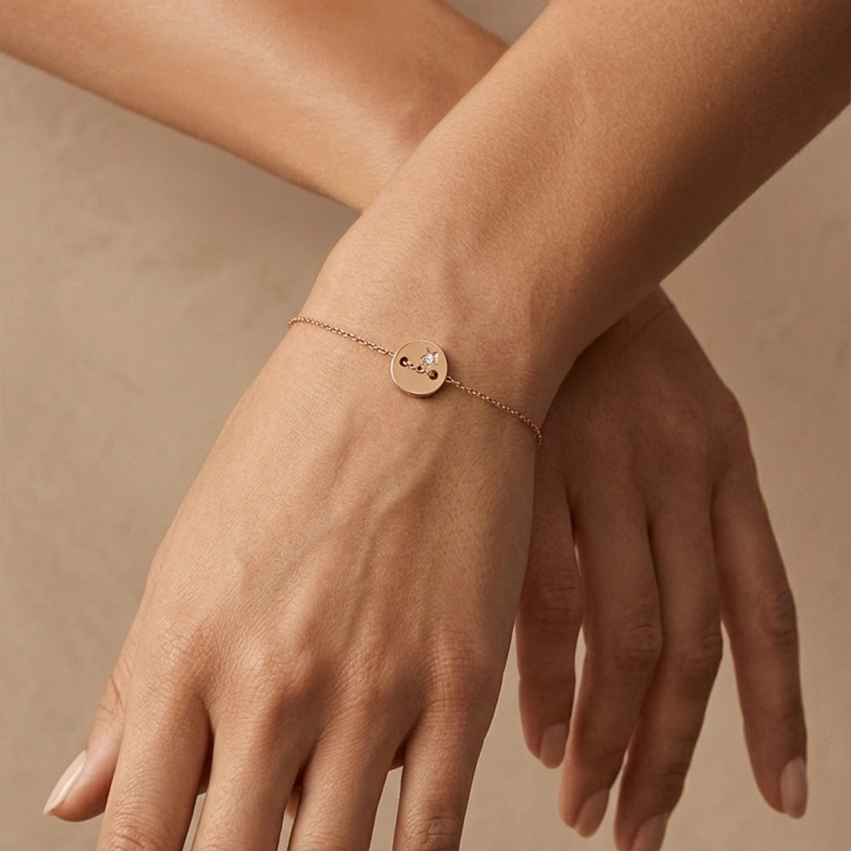 Yıldızlı Pırlanta Bileklik