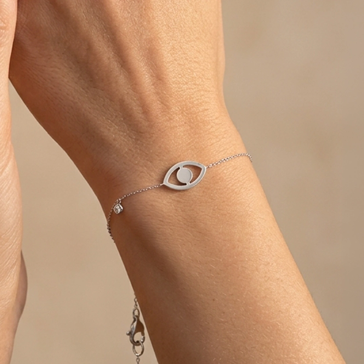 Eye Diamond Bracelet