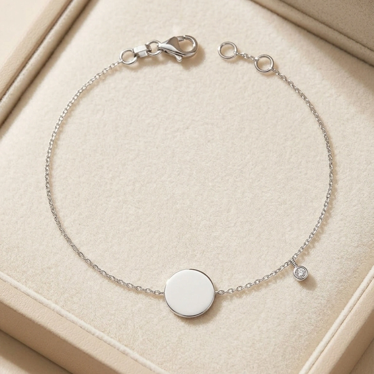 Round Tag Diamond Bracelet