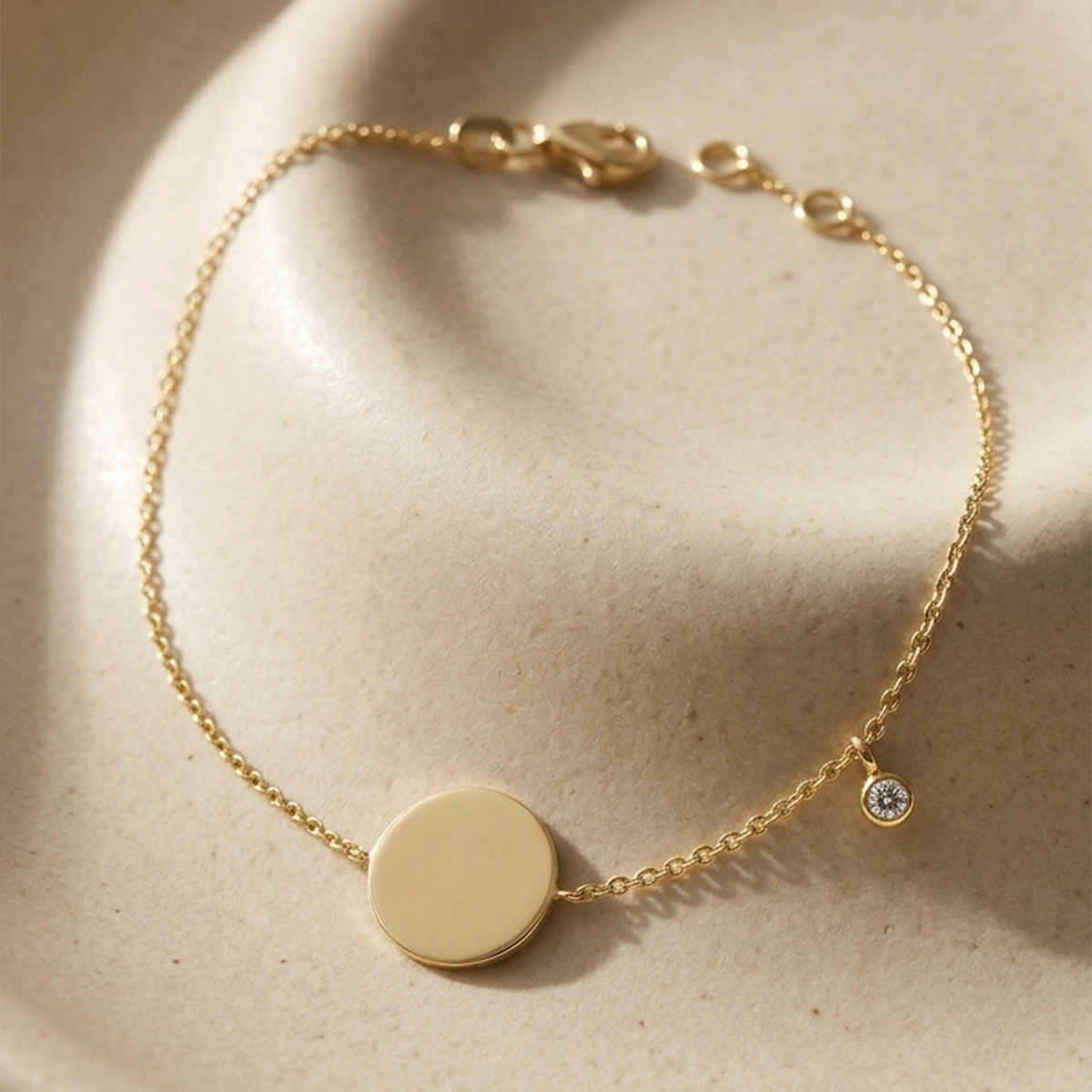 Round Tag Diamond Bracelet