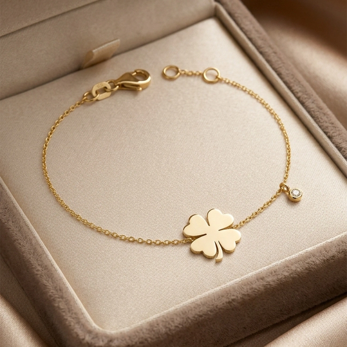 Four-Leaf Clover Diamond Bracelet