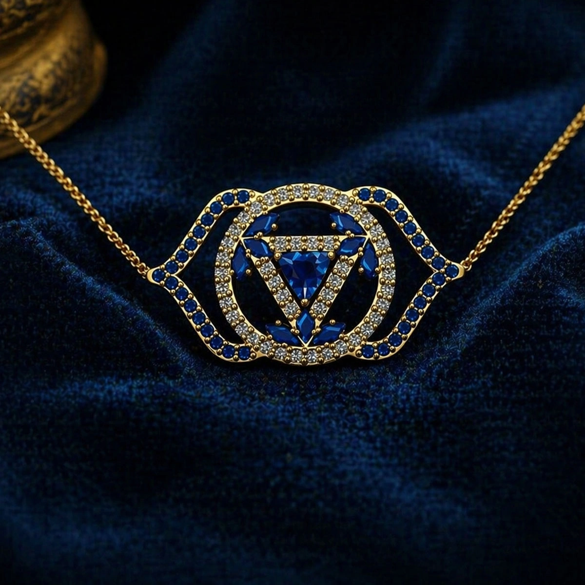 Göz Çakrası Altın Kolye