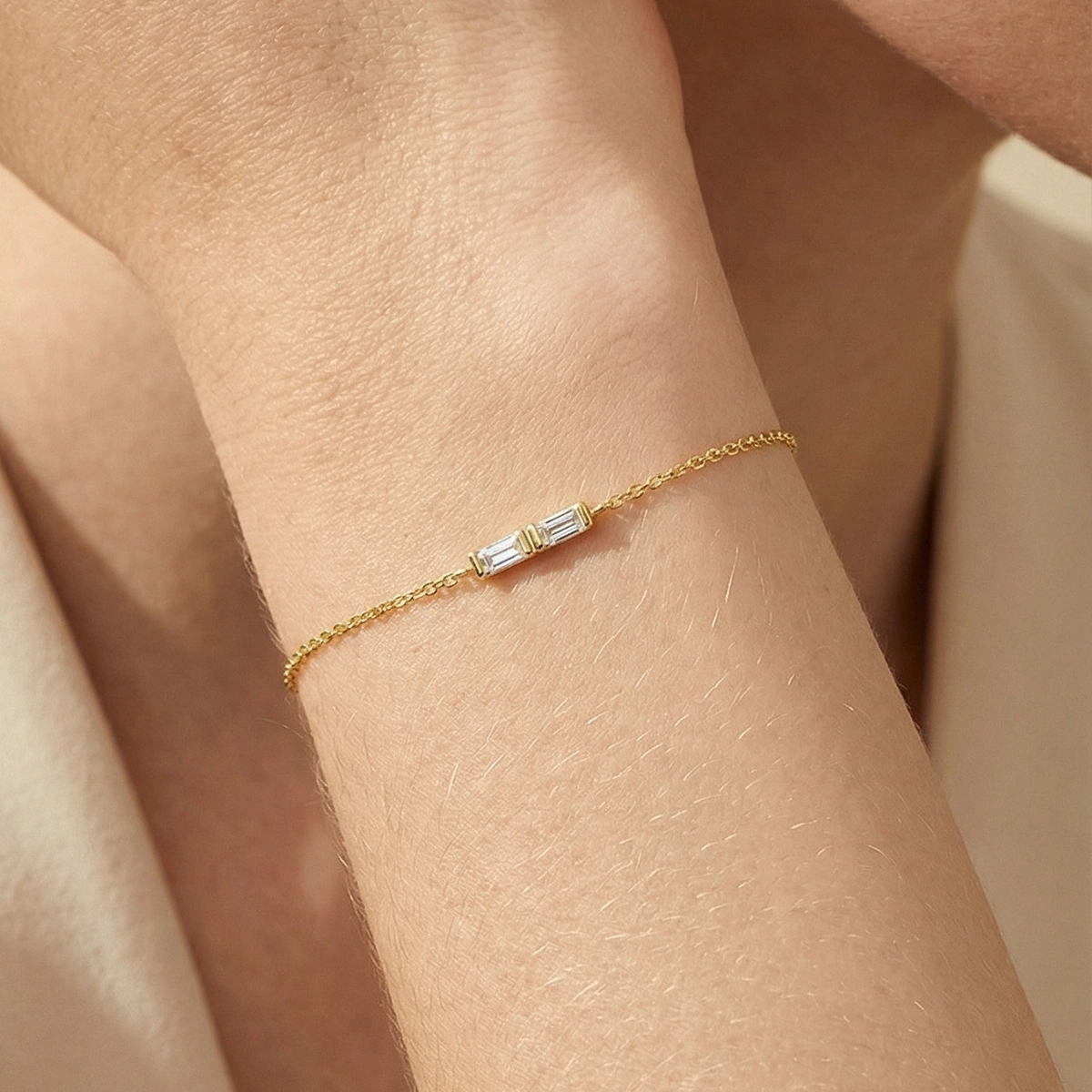 Baget Taşın Zarifliği Altın Bileklik