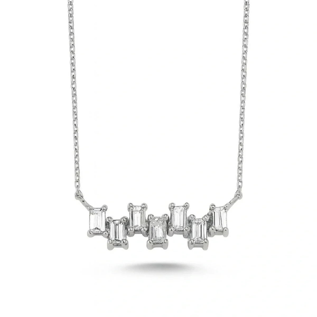 Baget Taşlı Asimetrik Altın Kolye