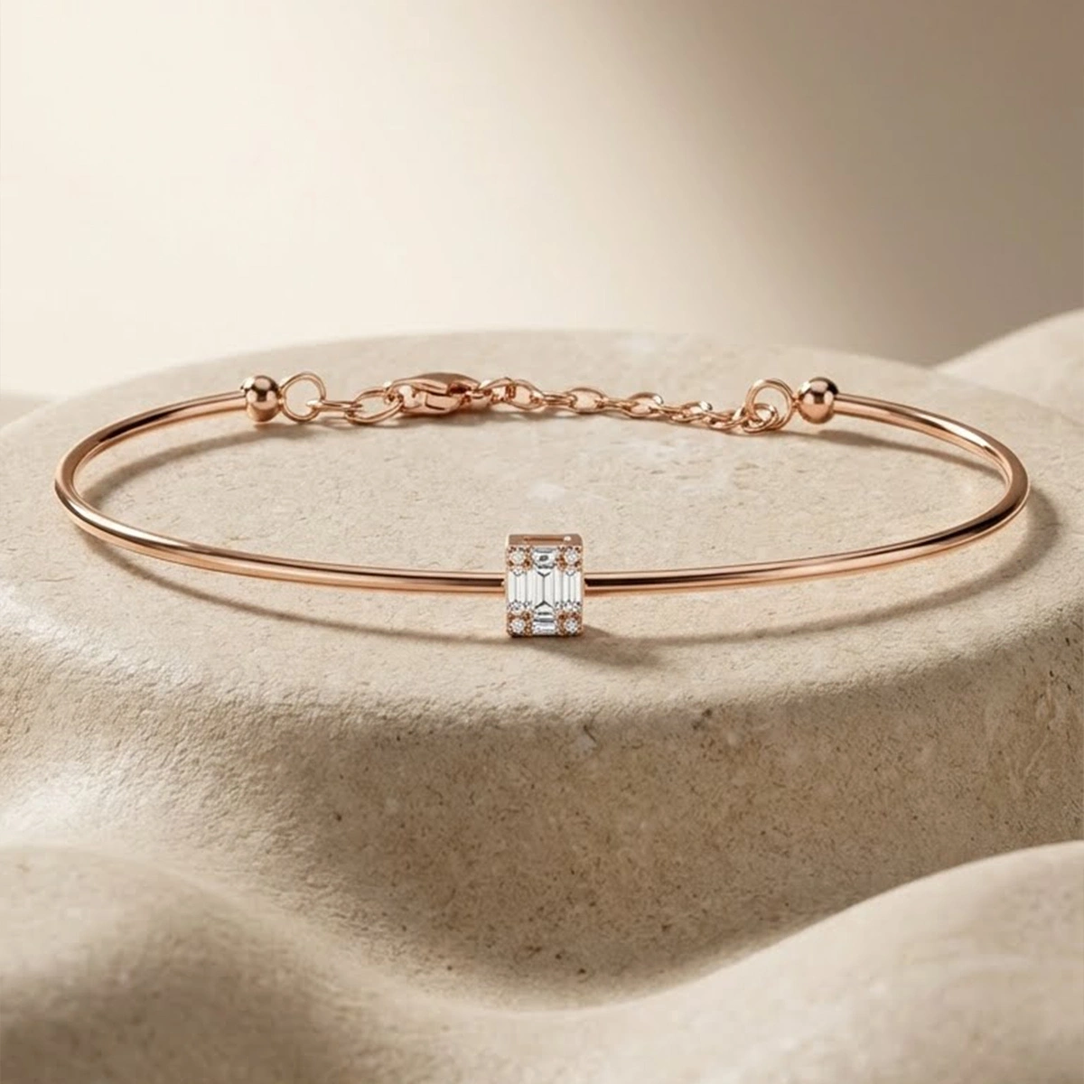 Baget Taşlı Klasik Altın Bileklik