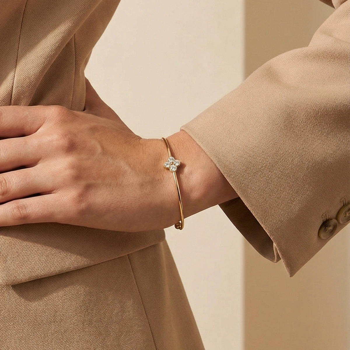 Dört Yapraklı Yonca Şans Altın Bileklik