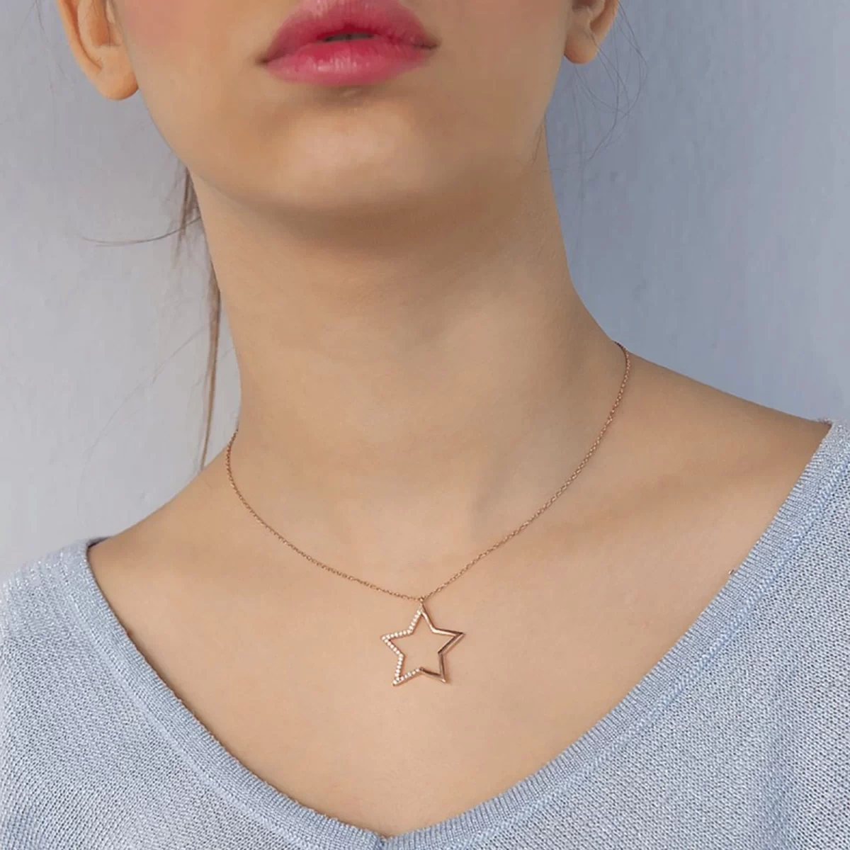 Modern Taşlı Yıldız Gümüş Kolye