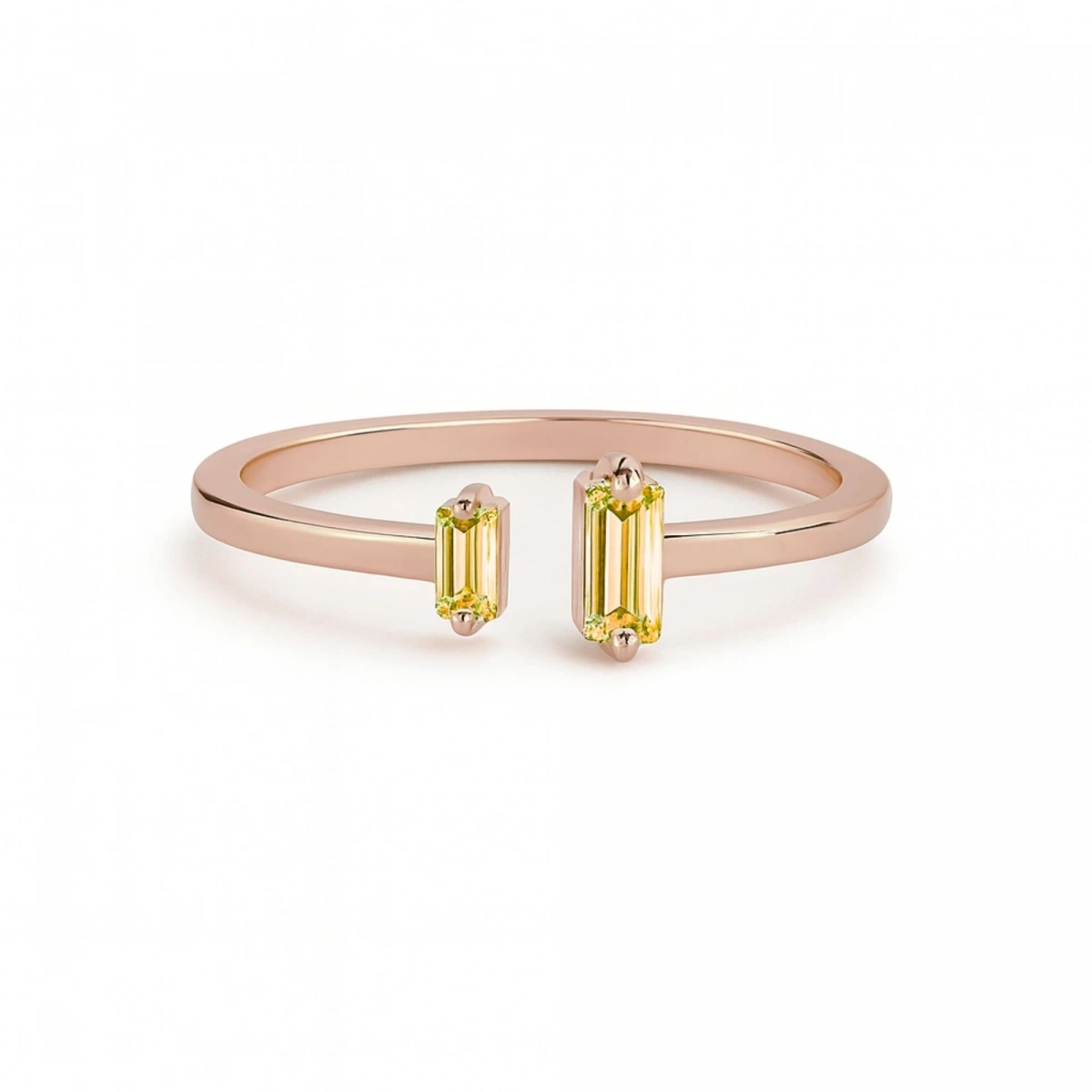 Renkli Sarı Baget Taşlı Altın Yüzük