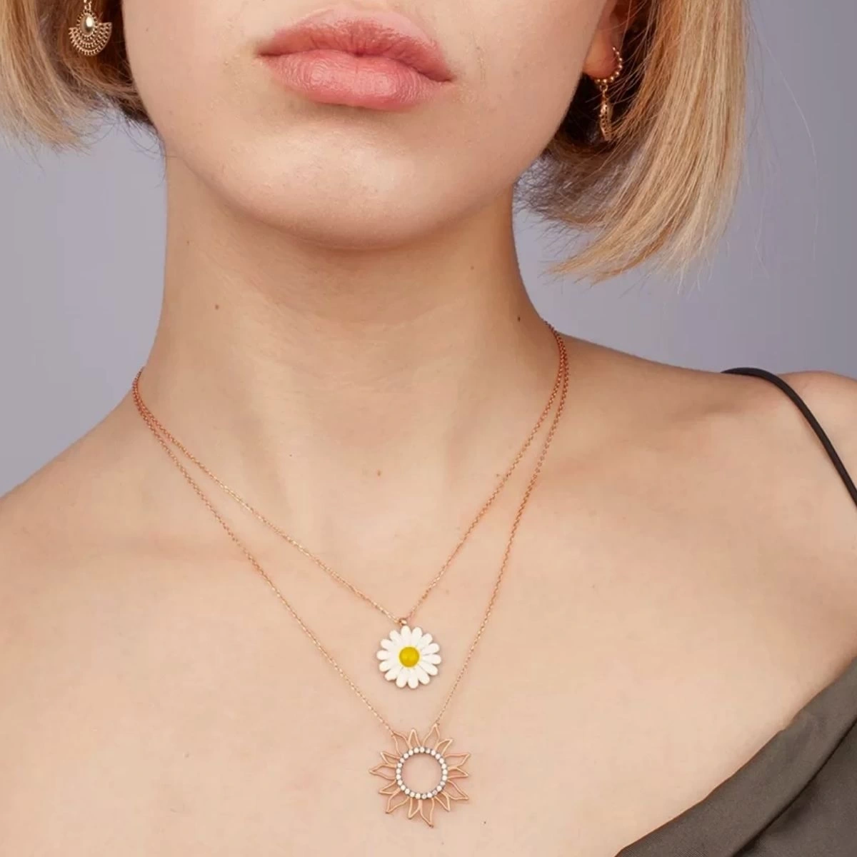 Taşlı Güneş Kolye