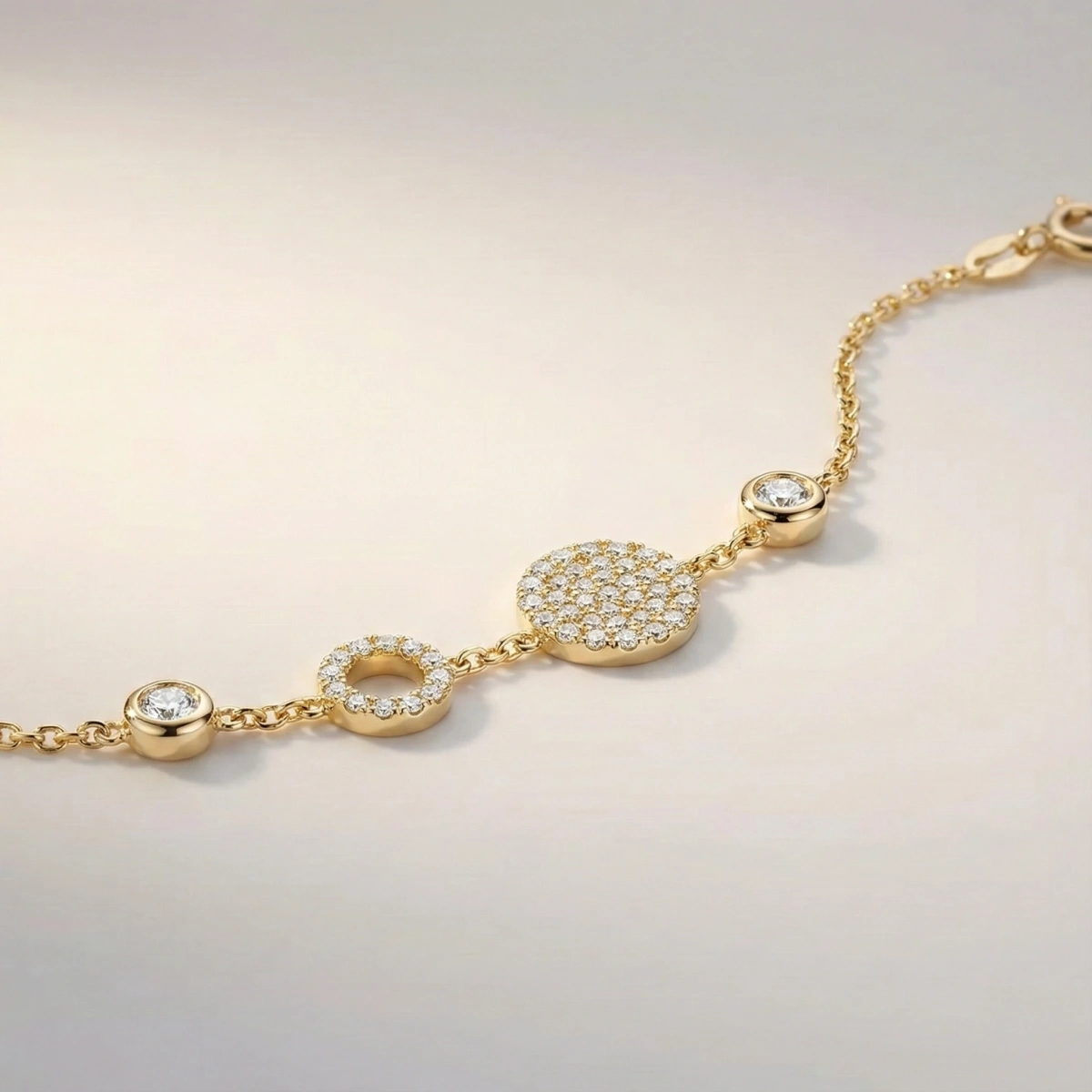 Taşlı Modern Gümüş Bileklik