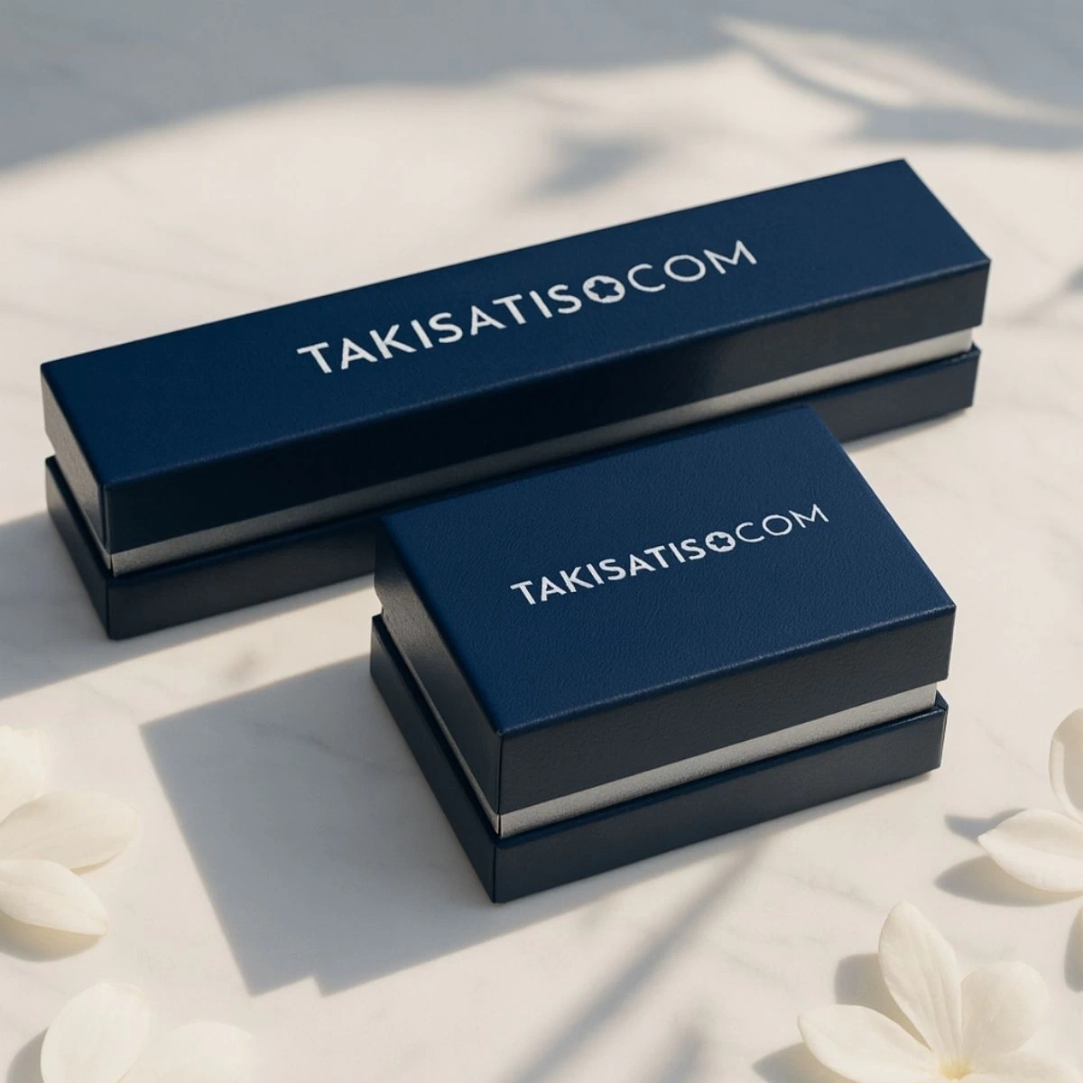 Tektaş Pırlantalı Damla Taşlı Yüzük 0,055ct