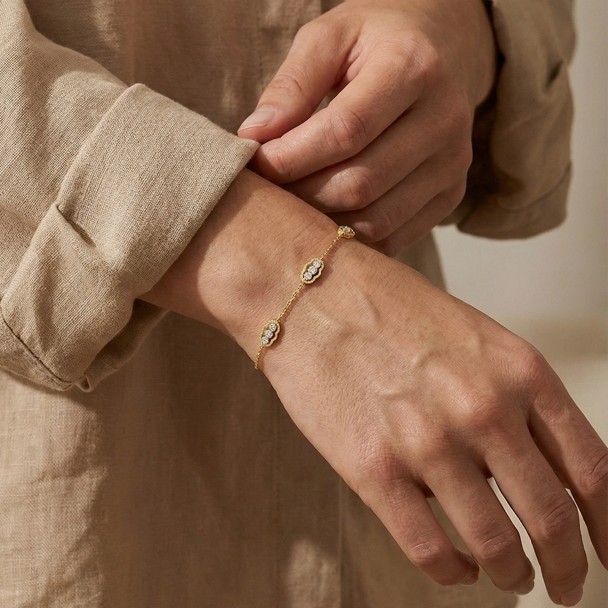 Trinty Modern Altın Bileklik