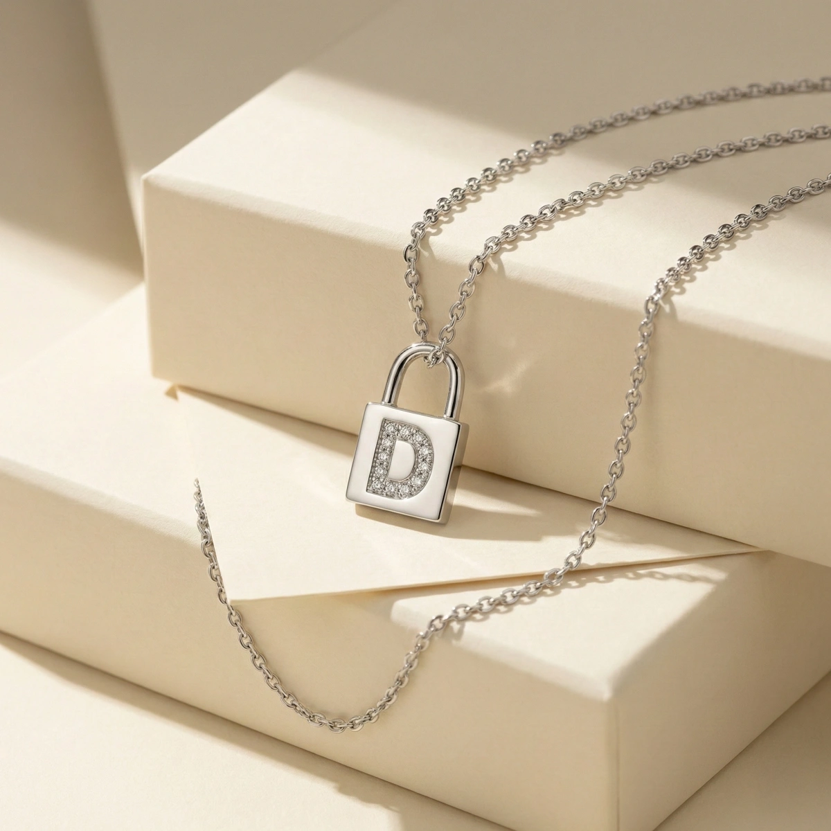 Z Harfi Kilit Altın Kolye