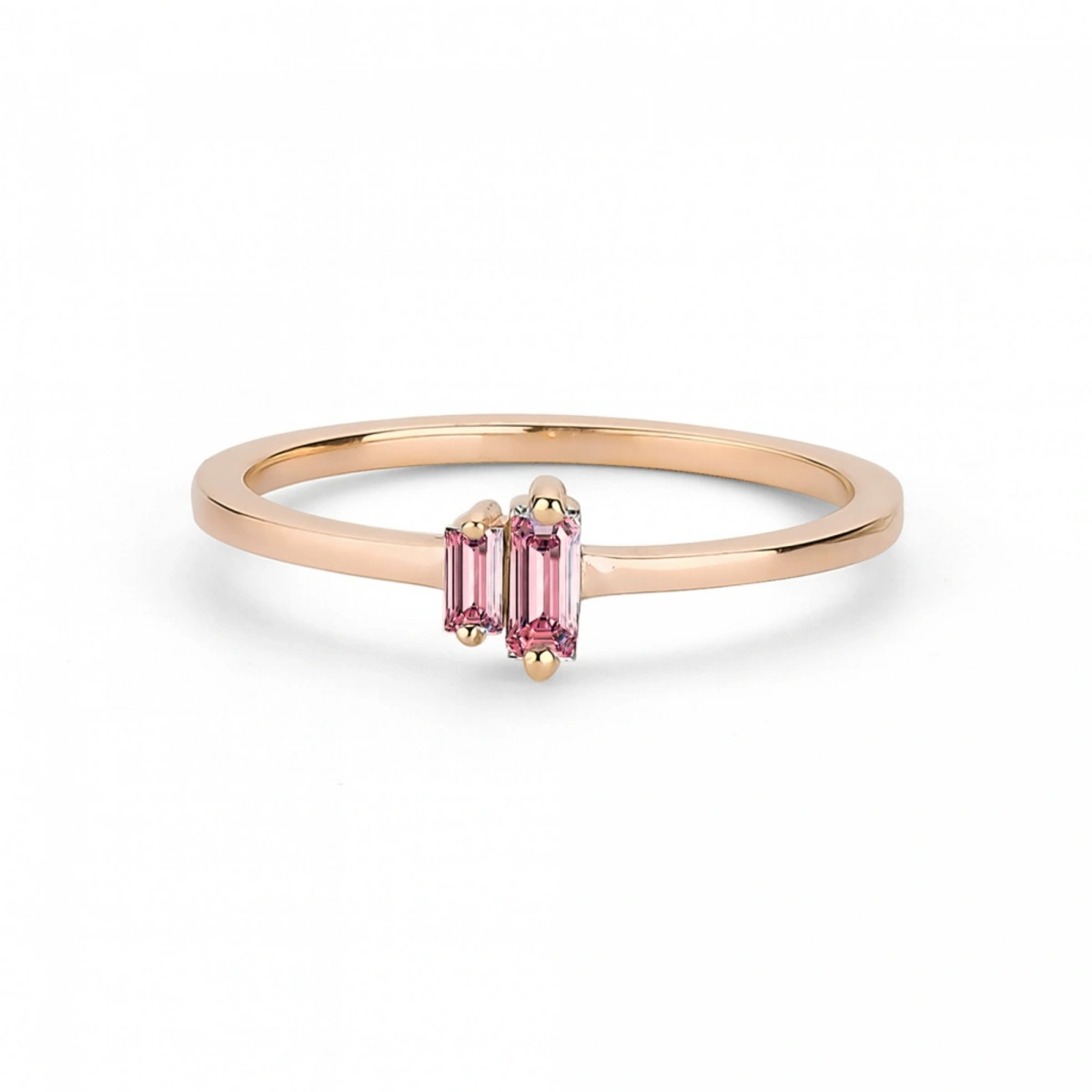 Renkli Pembe Baget Taşlı Altın Yüzük