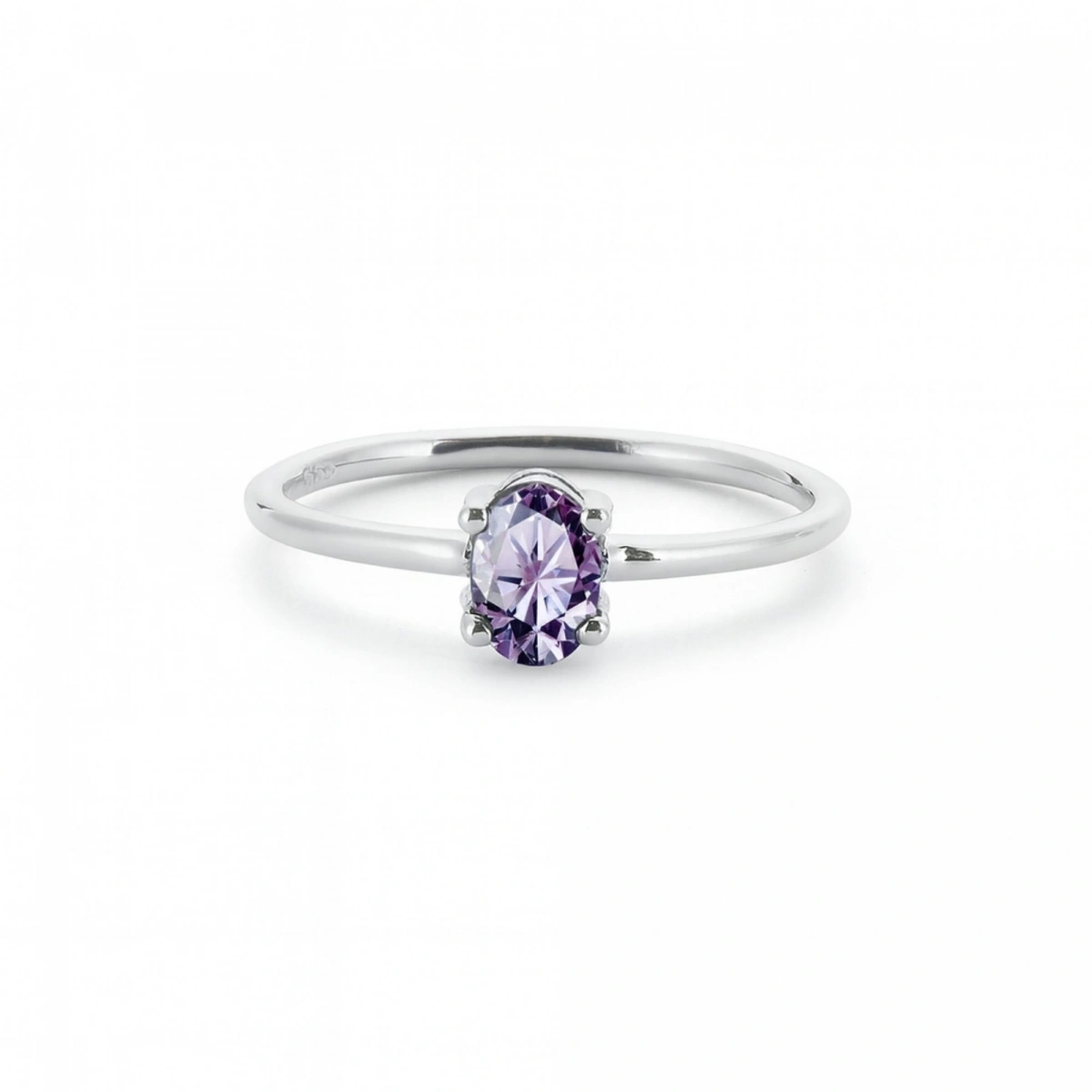 Renkli Mor Oval Taşlı Altın Yüzük