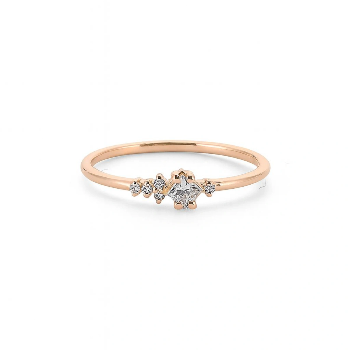 Prenses Taşlı Modern Altın Yüzük