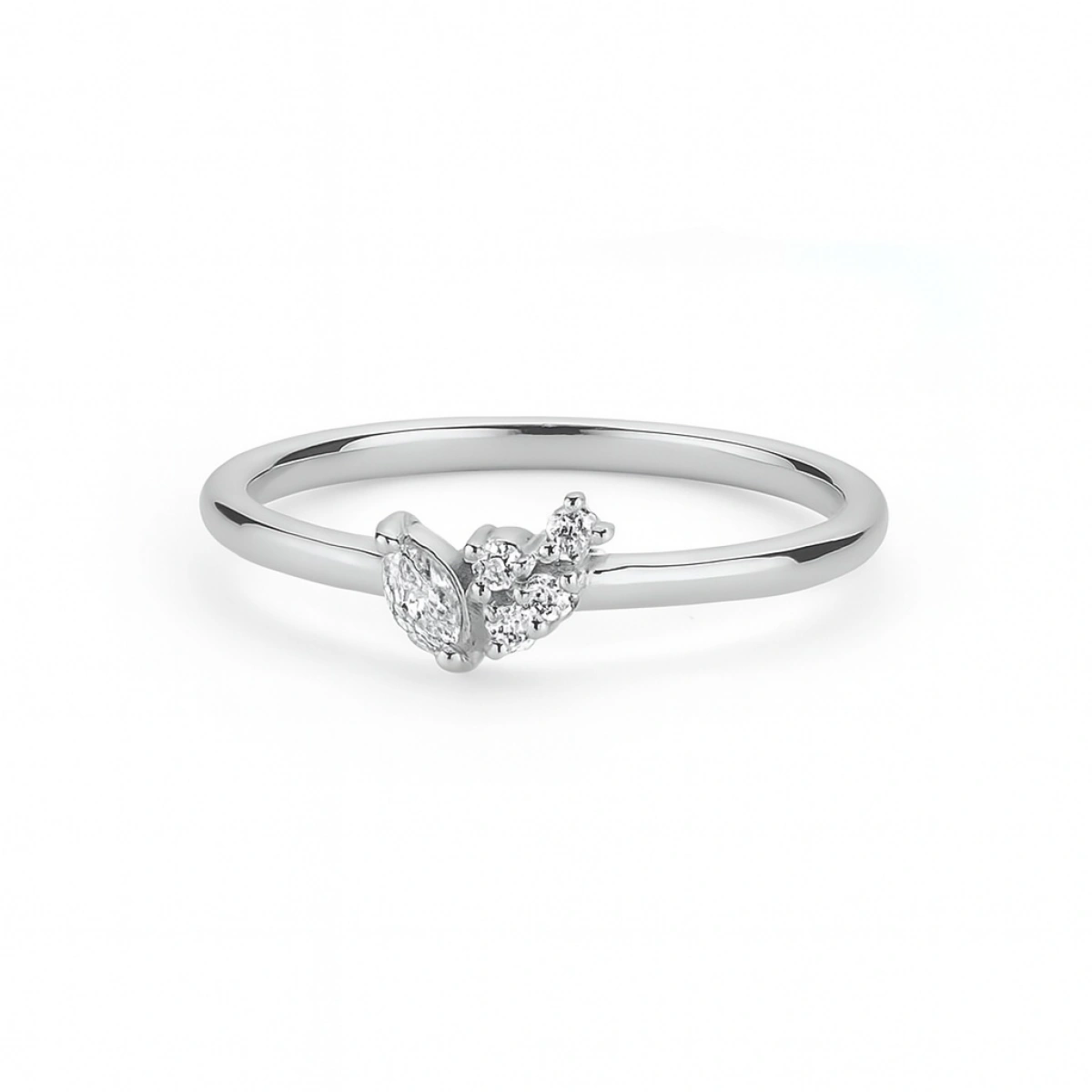 Markiz Taşlı Zarif Altın Yüzük