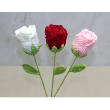 El Örgüsü Tekli Gül Gonca