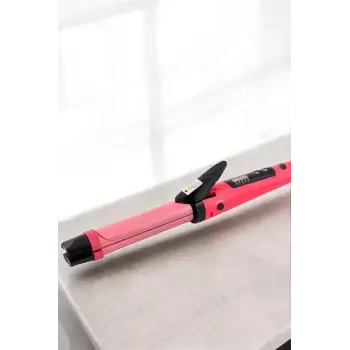 Hem Düzleştirici Hem Maşa Saç Şekillendirici