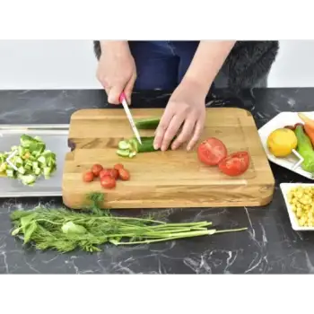 Pratik Tepsili Ahşap Kesme Tahtası