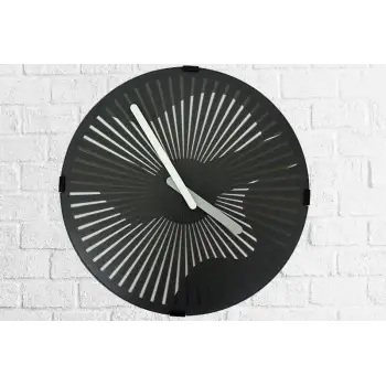 Saat Hareketli Gitar