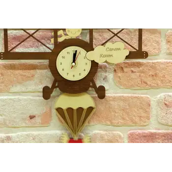 Saat Sarkaçlı Canım Kızım