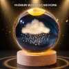 LED Sıcak Işıklı 3D Bulut Figürlü Kristal Küre Ahşap Standlı Gece Lambası