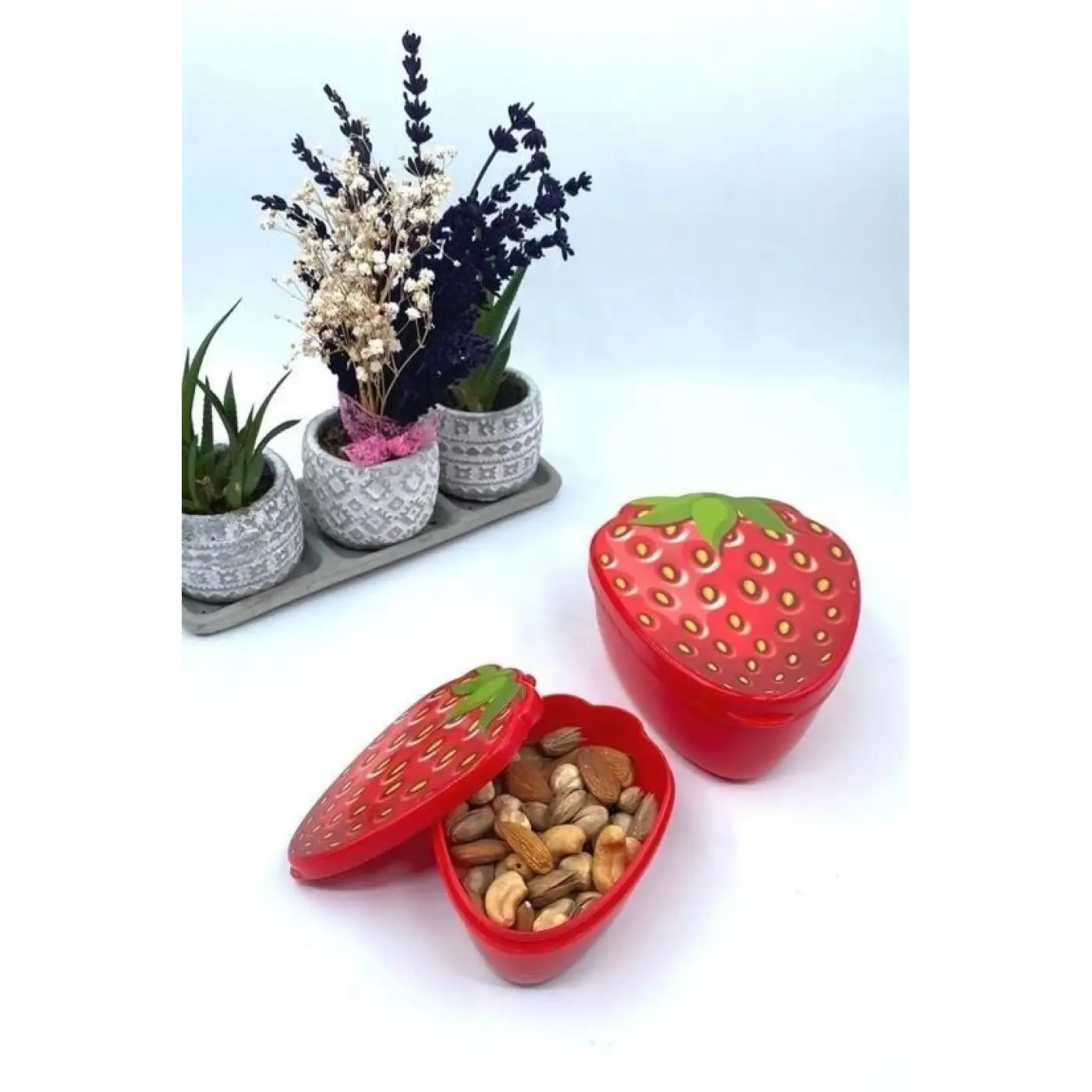 2li İç İçe Geçebilen Çilek Model Saklama Ve Beslenme Kabı Seti (550 Ml + 250 Ml)