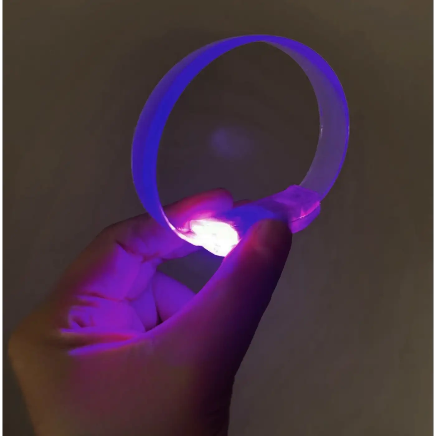 3 Modlu Pilli LED Işıklı Esnek Parti Bilekliği Mor