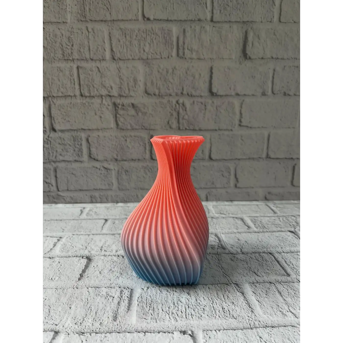 3D Dalga Desenli Kalp Formlu Dekoratif Vazo Pembe 15 cm