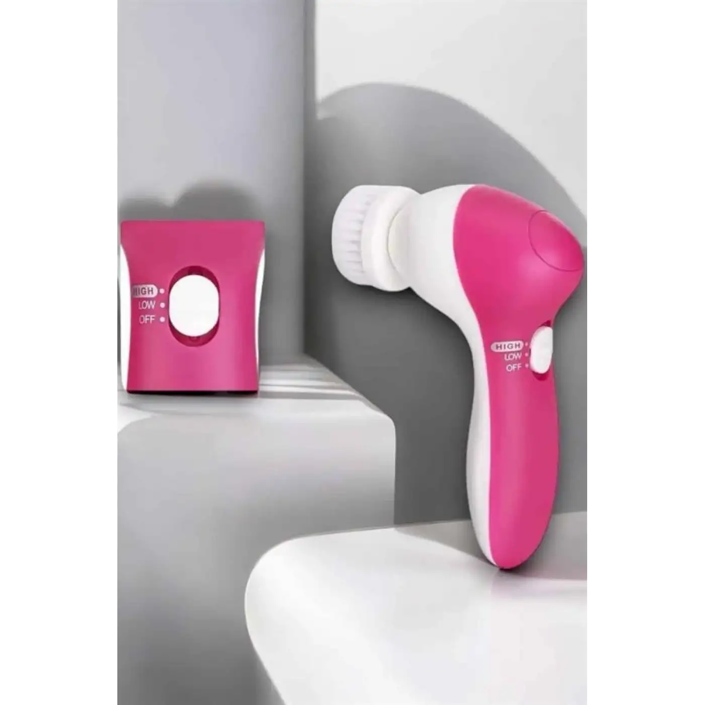 5 Fonksiyonlu Kablosuz Yüz Temizleme Cihazı ile Derinlemesine Cilt Bakımı