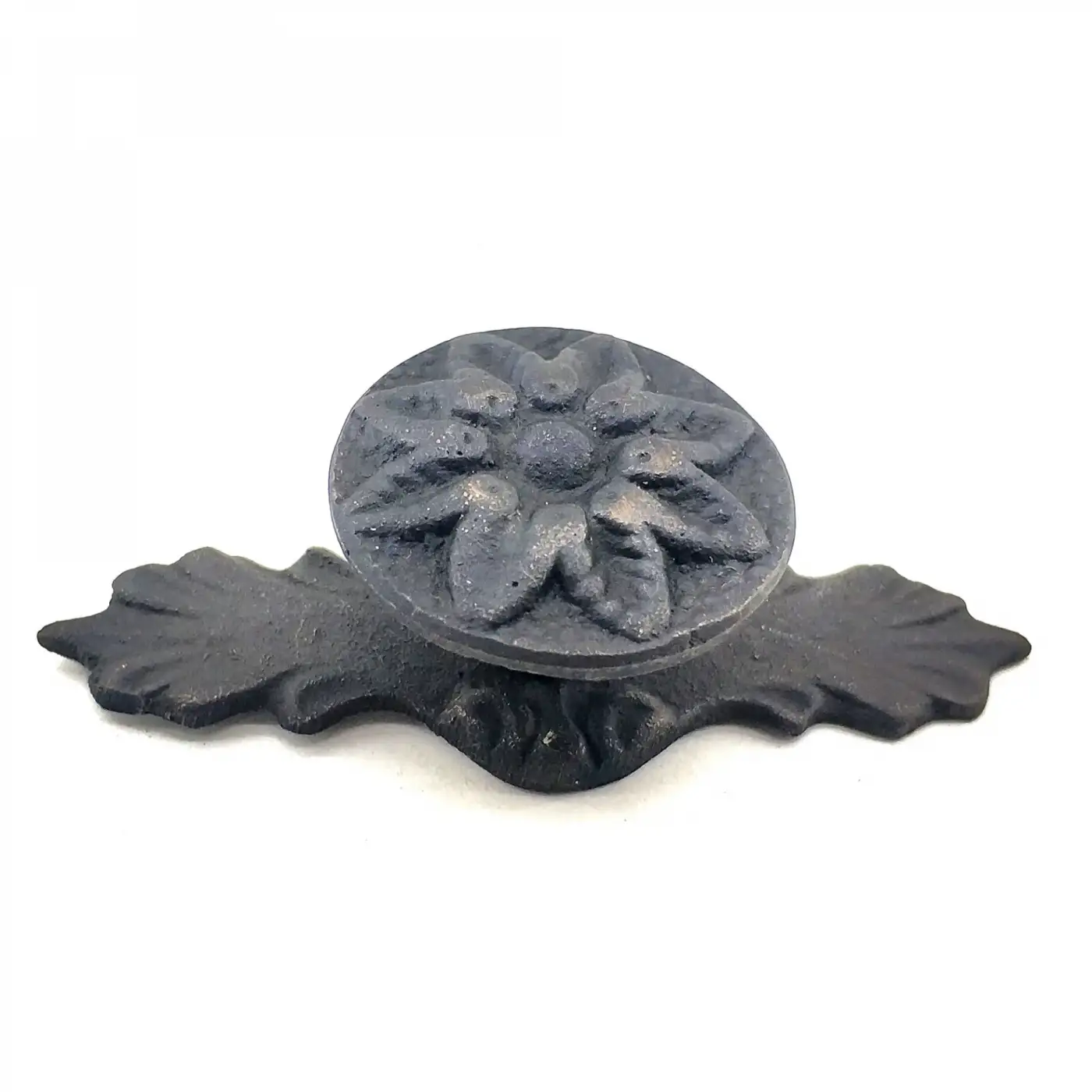 Antika Tarz Dekoratif Pirinç Çiçek Düğme - 29x70 Mm, Oksit