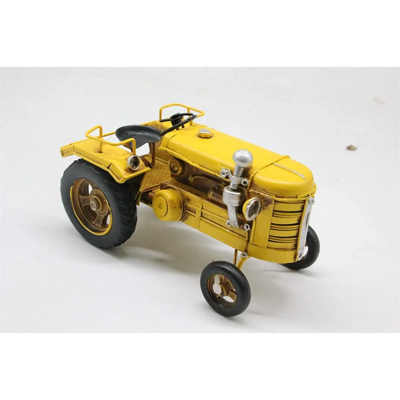 Dekoratif Metal Traktör