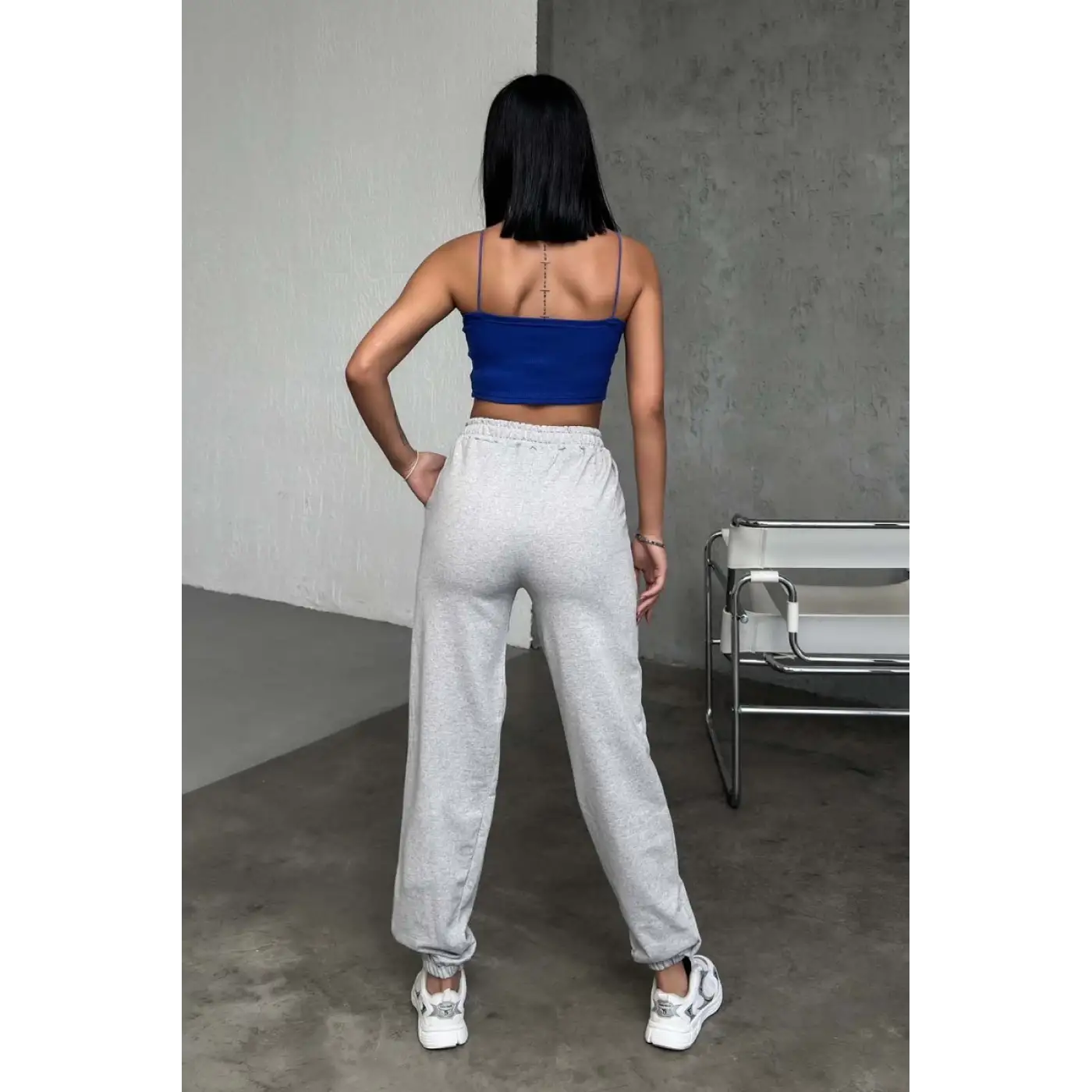 Rahatlığın Şıklığı Tarz Gri Paçası Lastikli Eşofman Altı