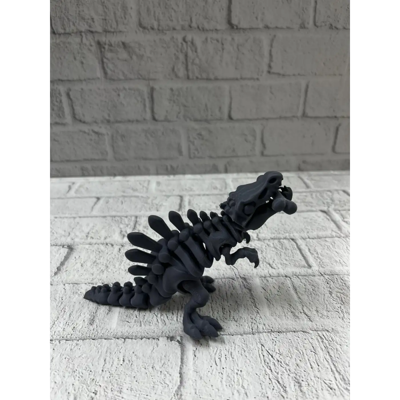 Hareketli Dinazor Figürü Dekoratif Oyuncak – Siyah Tasarım