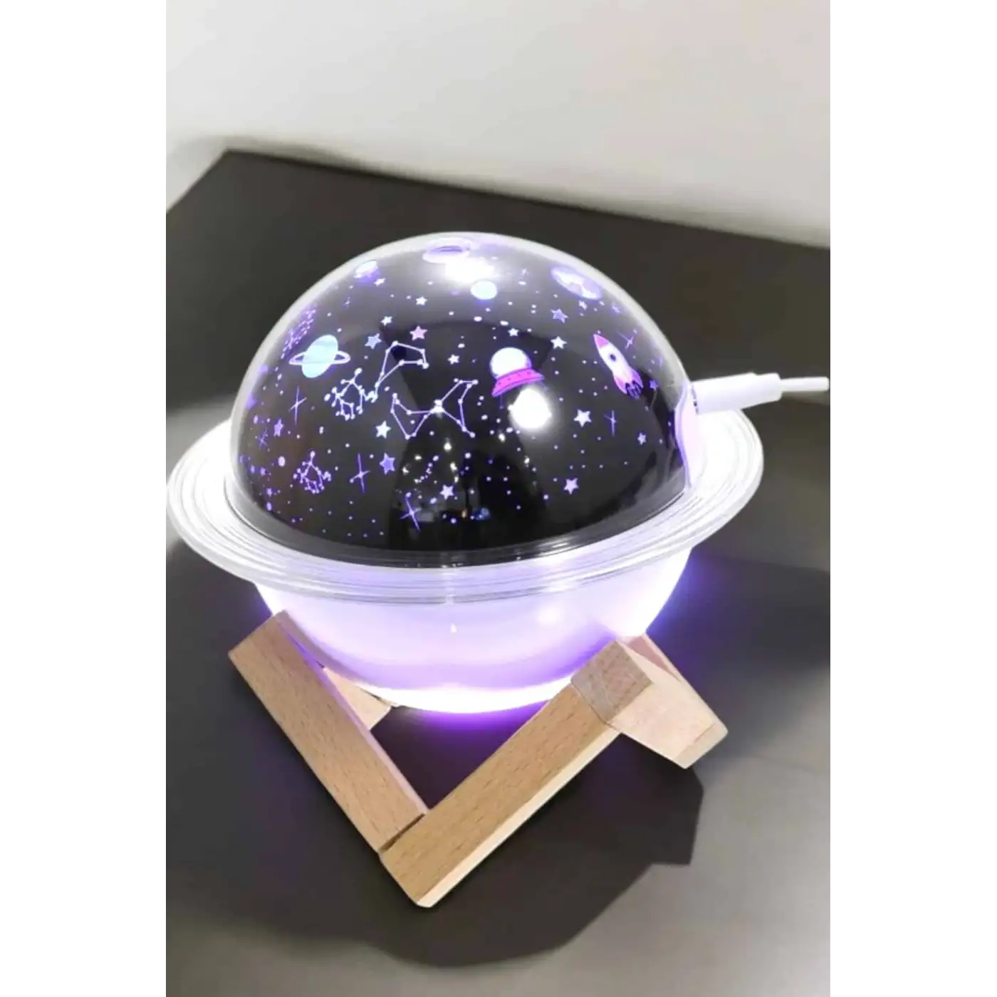 Hava Nemlendirici Projeksiyon Görünümlü USB Bağlantılı Aromaterapi