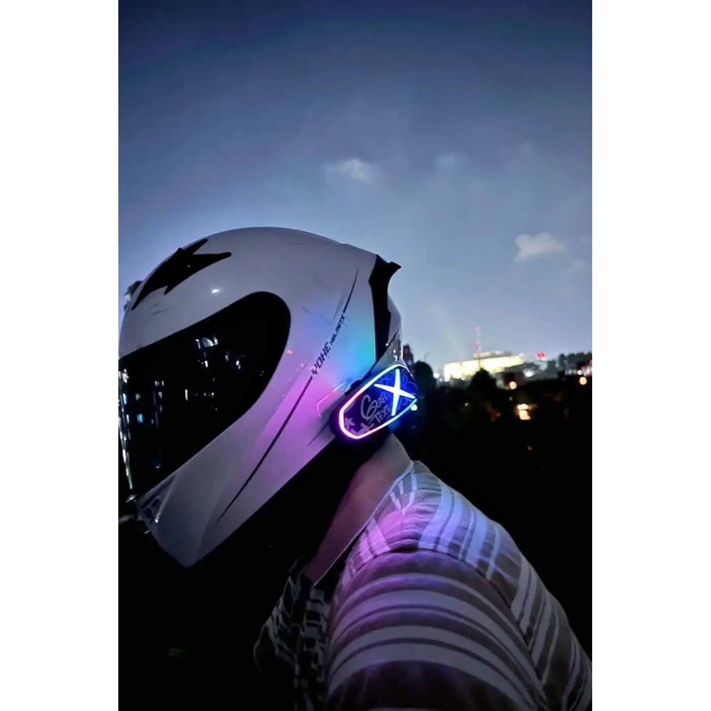 Helmet Graffiti Motor Kask Kulaklık Rgb Modlu Su Geçirmez 6.0 Bluetooth Intercom Yenı Model