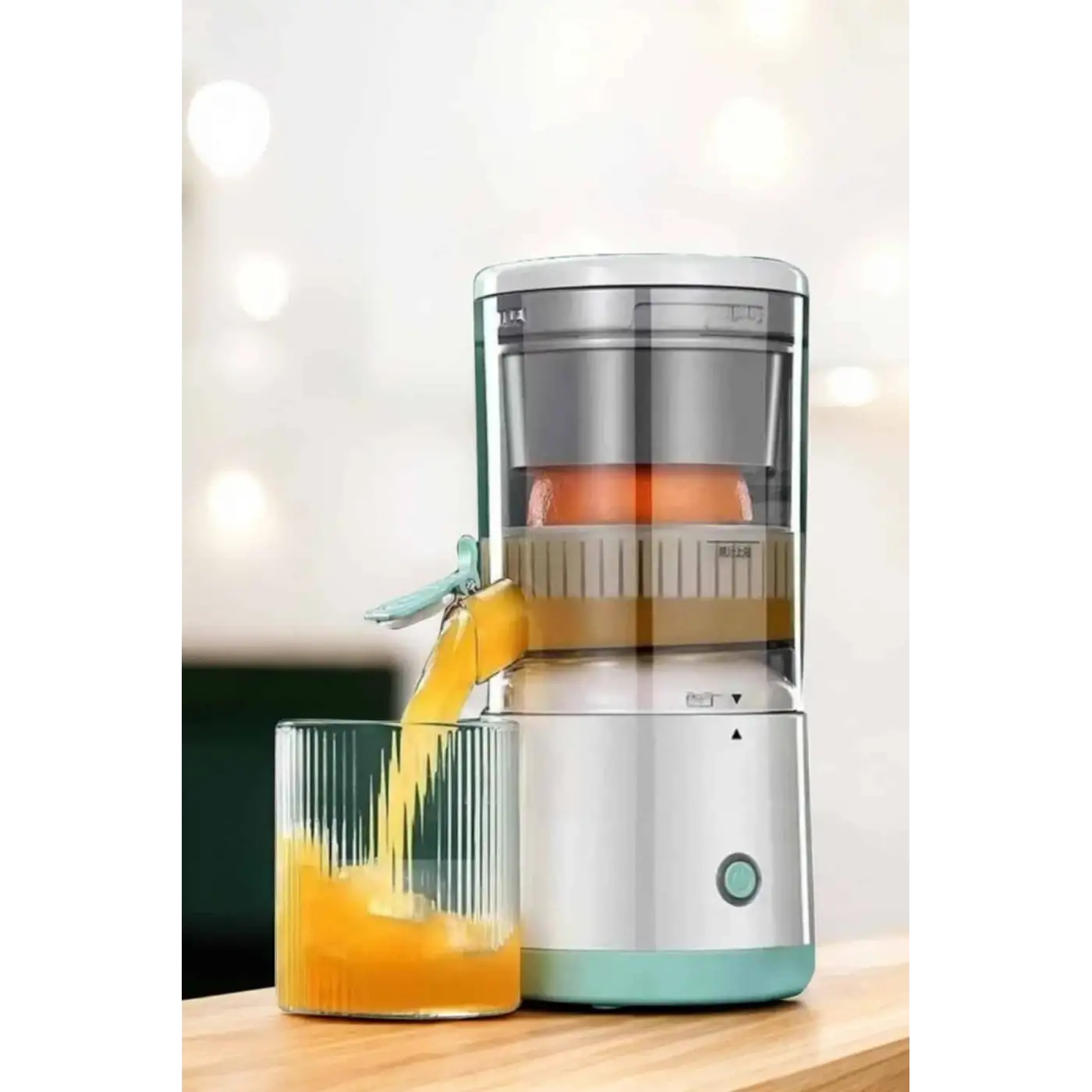 Katı Meyve Sıkacağı Taşınabilir USB Şarjlı Pratik Paslanmaz Çelik Bıçaklı