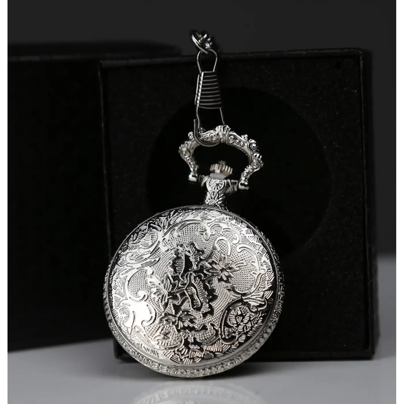 Özel Kutulu Gümüş Köstekli Saat