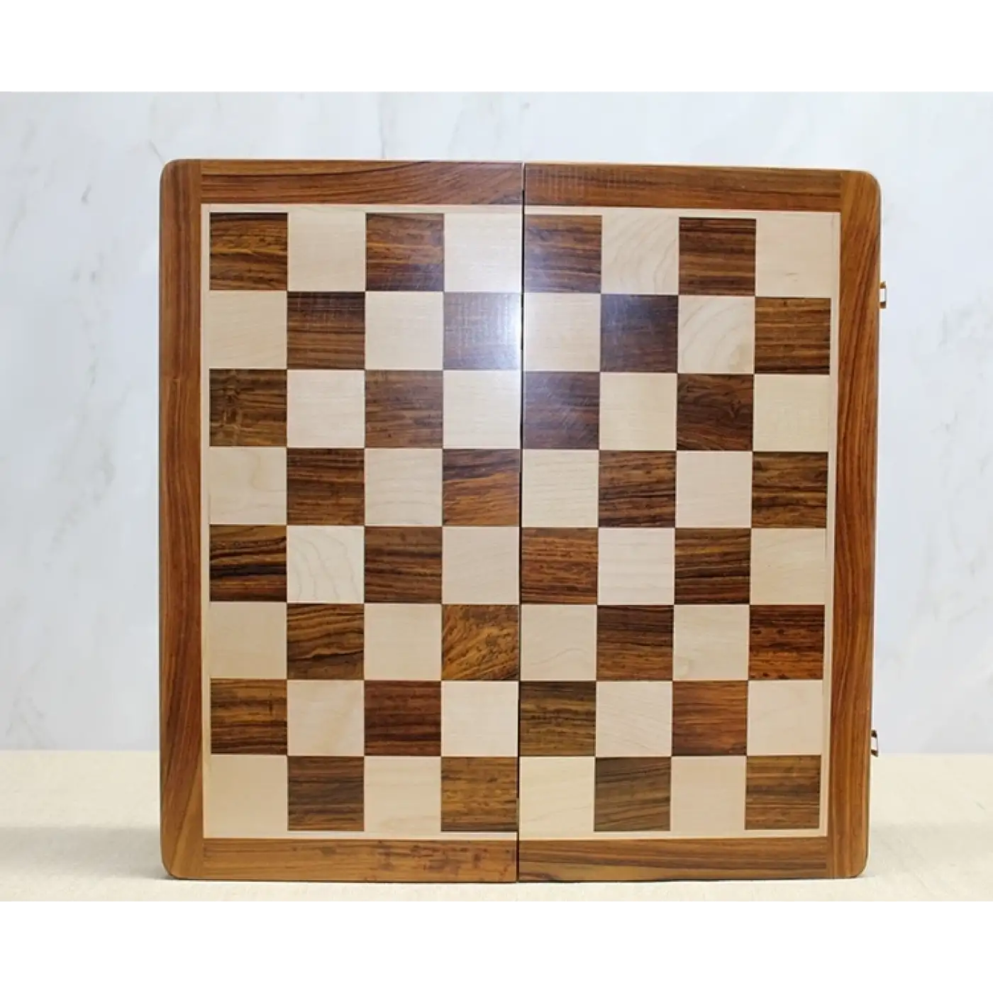 Özel Vernikli Mıknatıs Taşlı Ahşap Katlanabilir Kutulu Satranç Oyunu 30 Cm G223