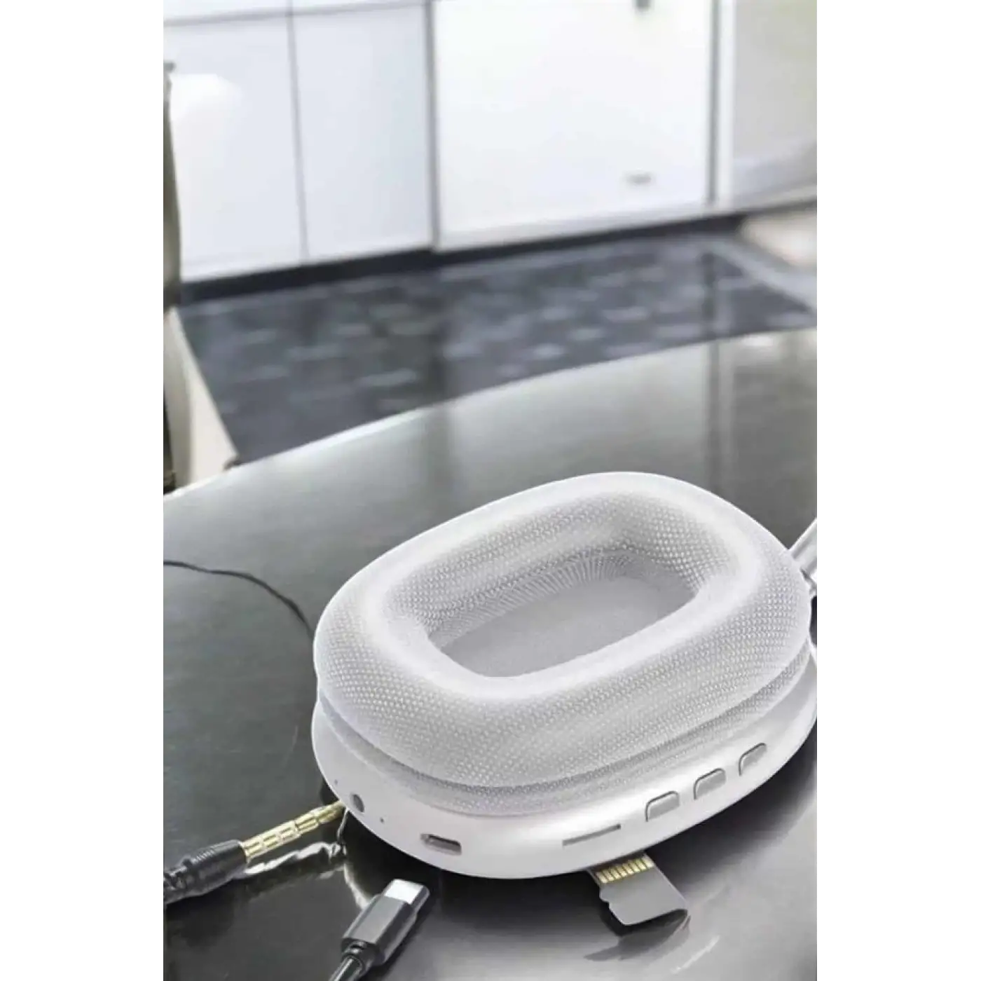 P9 Plus Kablosuz Kulak Üstü Bluetooth Kulaklık Beyaz Yüksek Ses Kaliteli